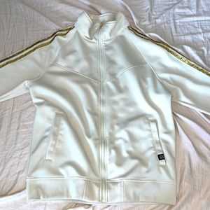Lightweight jacket